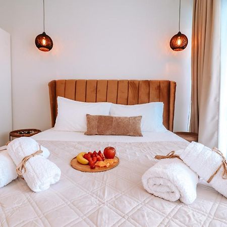 Sithon Diamond Suites 1 Nikiti  Ngoại thất bức ảnh