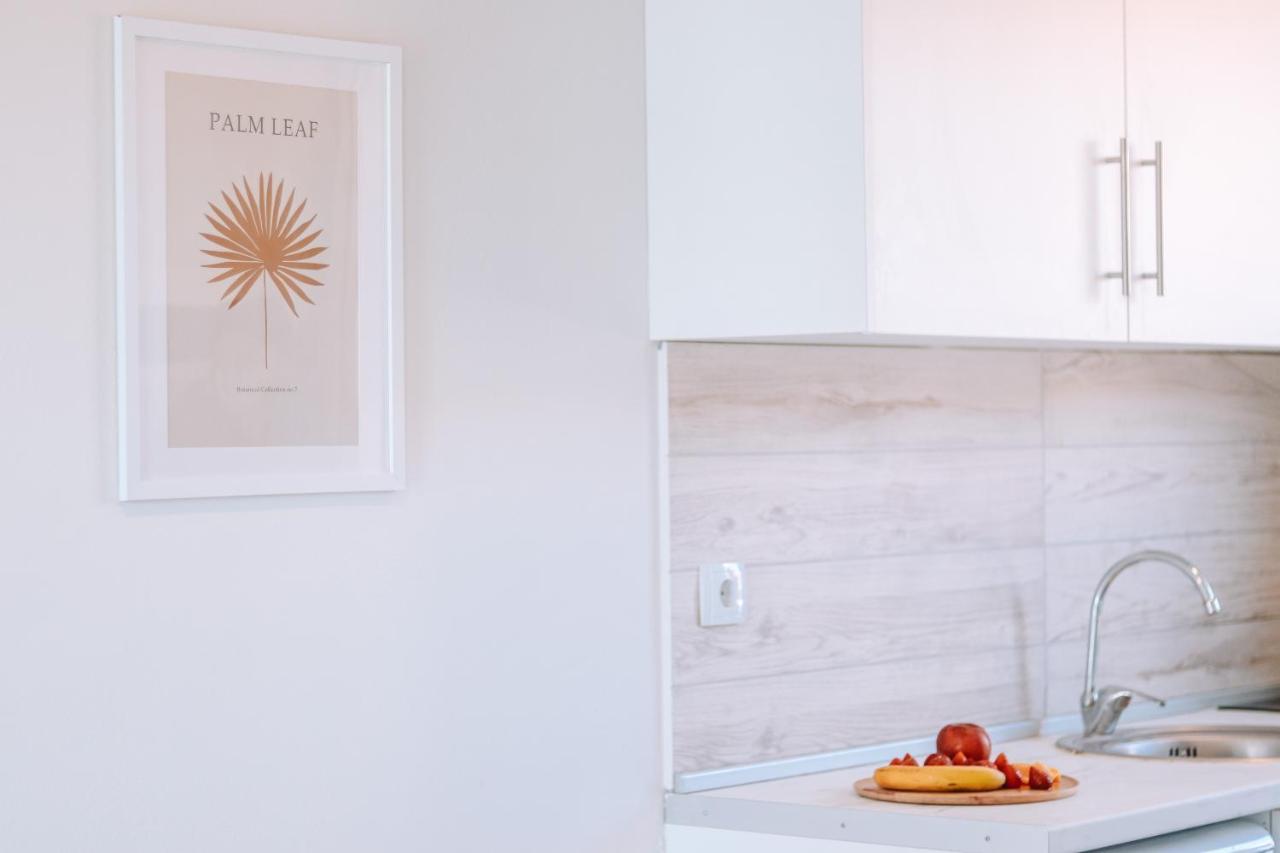 Sithon Diamond Suites 1 Nikiti  Ngoại thất bức ảnh