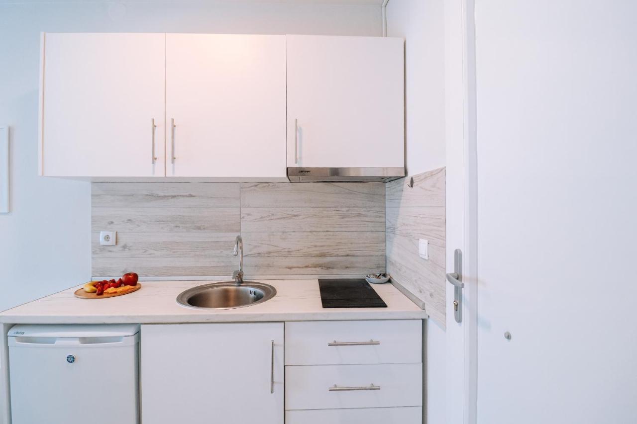 Sithon Diamond Suites 1 Nikiti  Ngoại thất bức ảnh